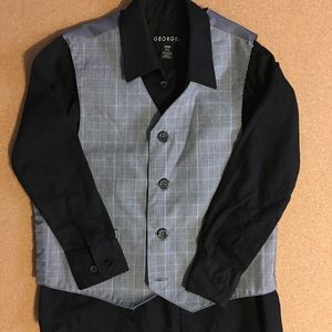 Size 5 Boy’s 3 pc Dress Suit L/S Shirt Pants Vest